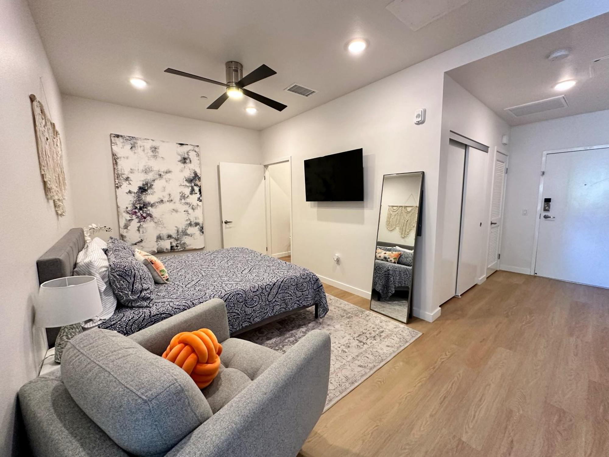 Nimitz Crossing Luxury Residences サンディエゴ エクステリア 写真