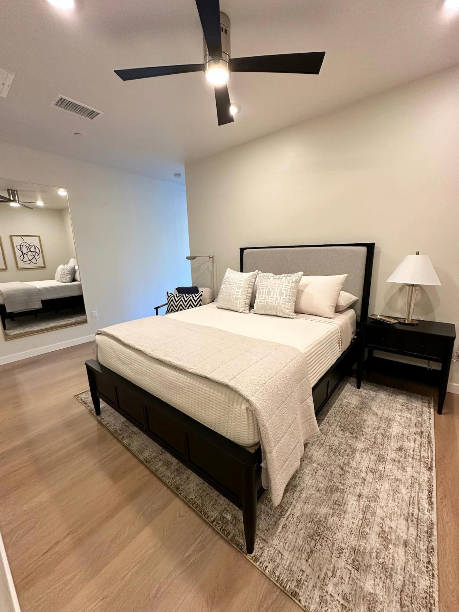 Nimitz Crossing Luxury Residences サンディエゴ エクステリア 写真