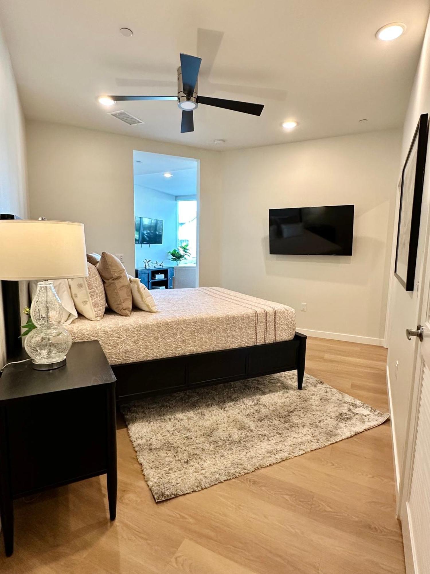 Nimitz Crossing Luxury Residences サンディエゴ エクステリア 写真